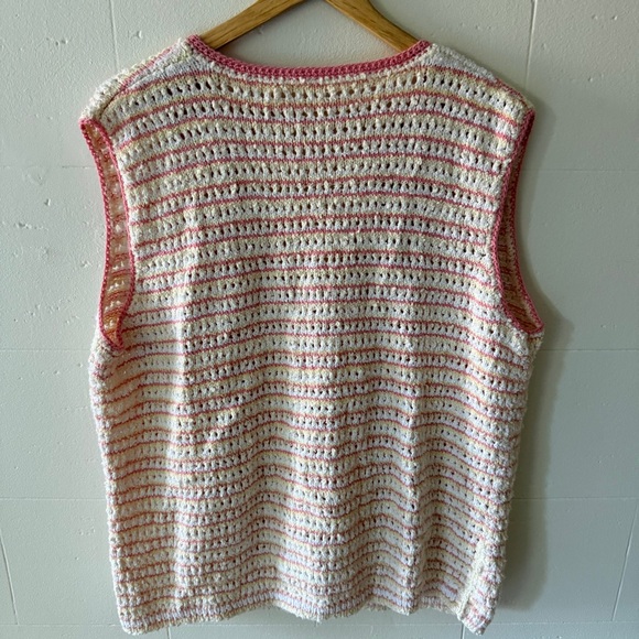 Handmade Knit Button-Up Vest with Bows - Picture 8 of 10